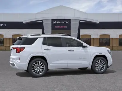 2026 GMC Terrain Denali AWD photo 5