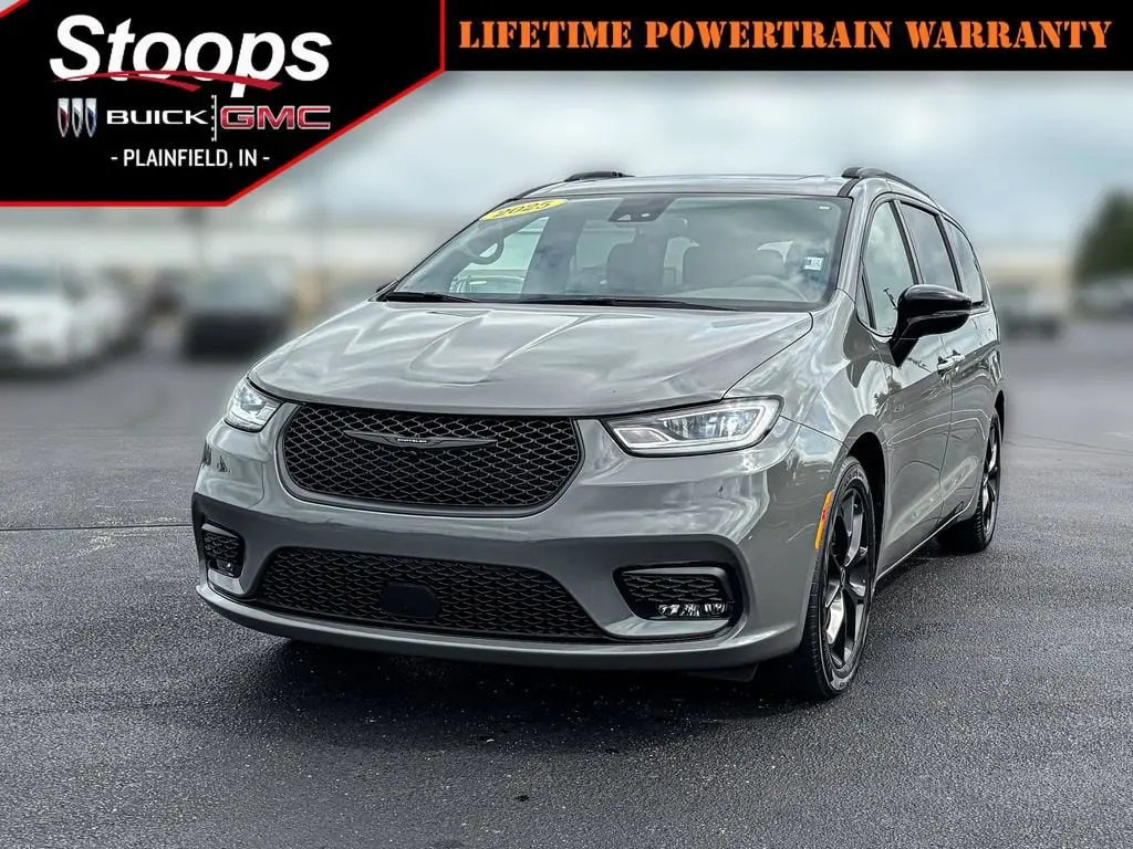 2025 Chrysler Pacifica Limited photo 1