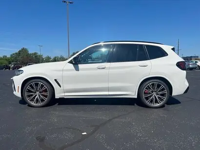 2022 BMW X3 M40i photo 3