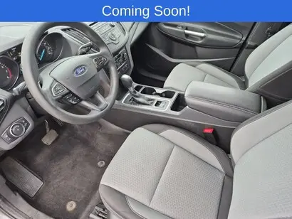 2017 Ford Escape SE photo 2