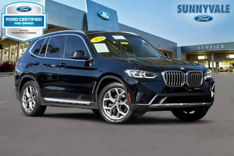 2022 BMW X3 sDrive30i's photo