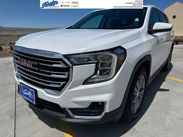 2024 GMC Terrain SLT FWD's photo
