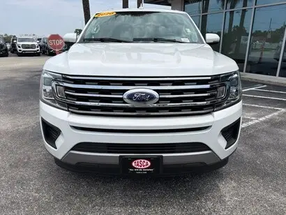 2020 Ford Expedition XLT photo 2