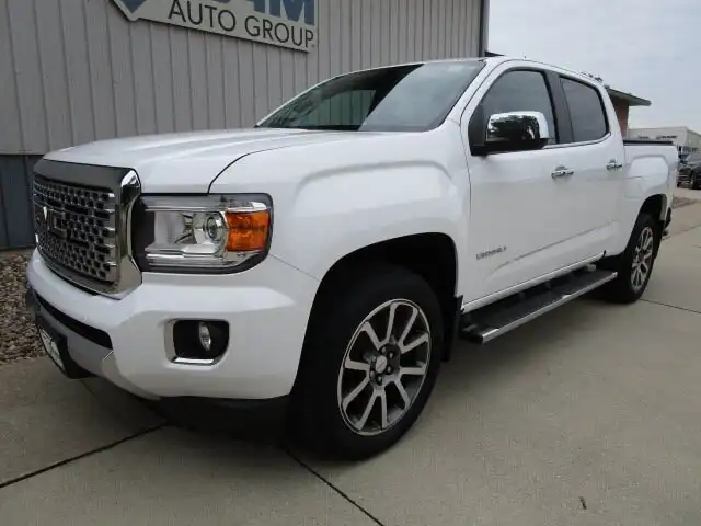 2019 GMC Canyon 4WD Denali Crew Cab Short Box's photo