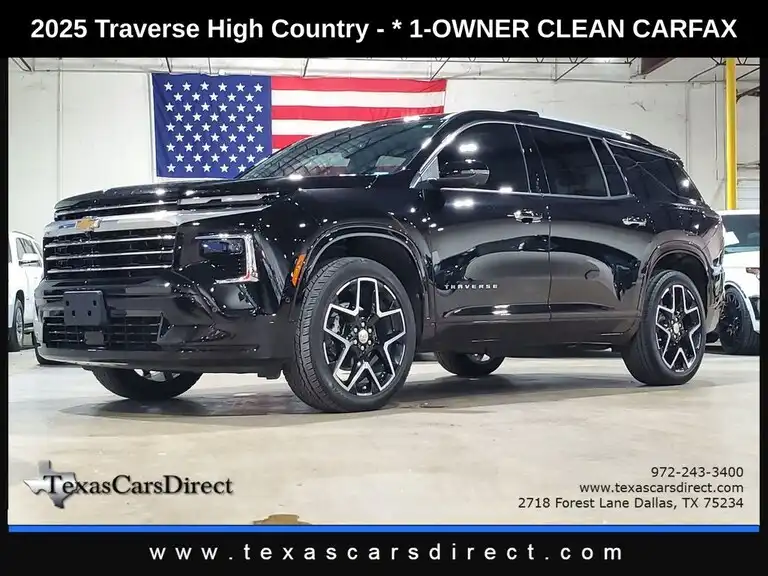 2025 Chevrolet Traverse High Country FWD's photo