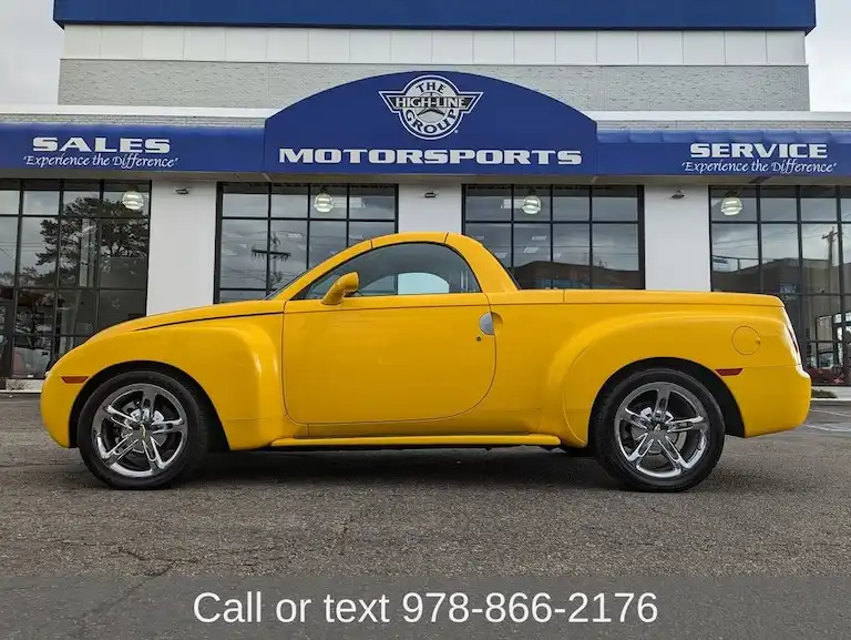 2004 Chevrolet SSR LS's photo