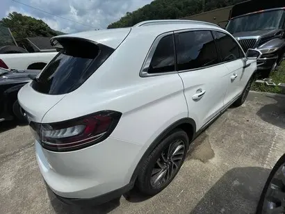 2017 Lincoln MKC Reserve AWD photo 5