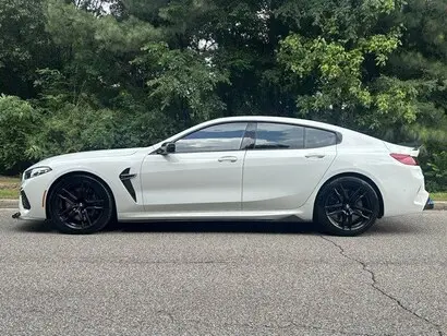 2021 BMW M8 Base photo 2