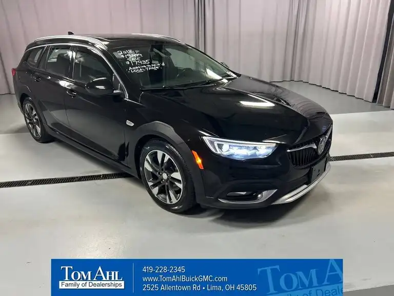 2018 Buick Regal Essence AWD's photo