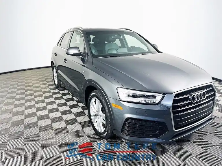 2018 Audi Q3 2.0T Premium Plus quattro's photo
