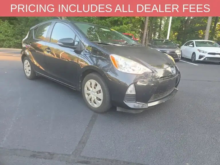 2012 Toyota Prius c Two's photo