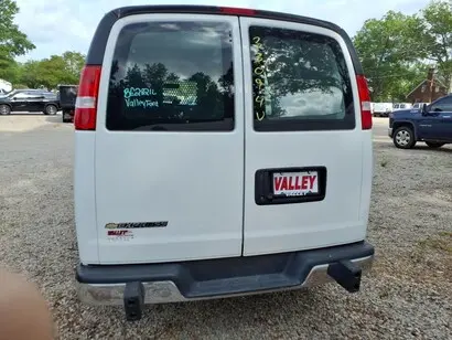 2024 Chevrolet Express 2500 Work Van HD photo 5