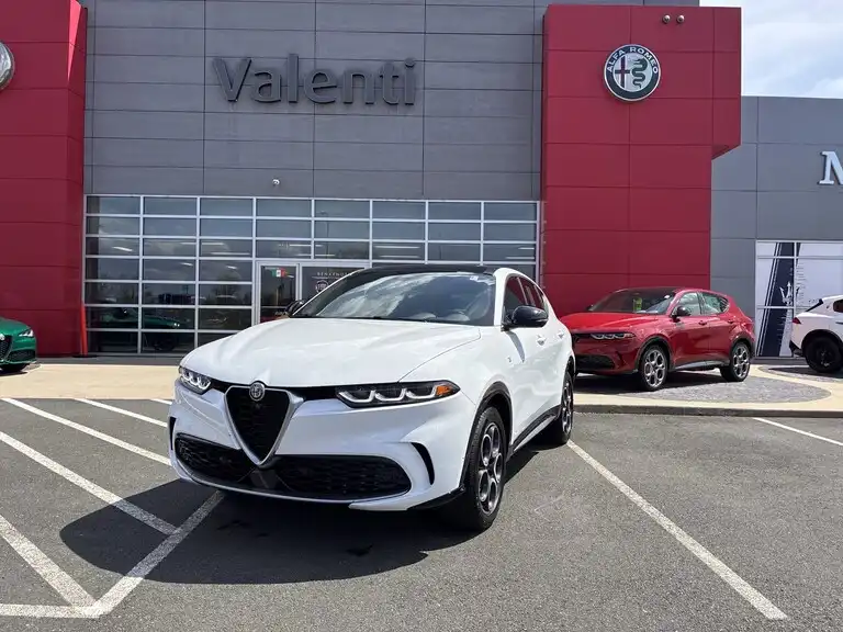 2024 Alfa Romeo Tonale TI's photo