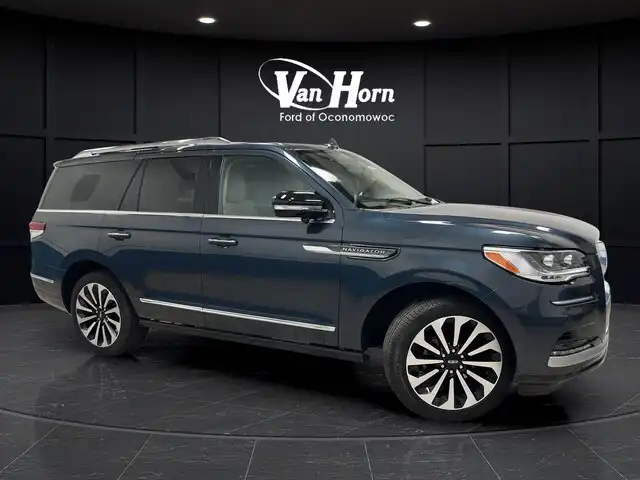 2024 Lincoln Navigator Reserve 4WD's photo