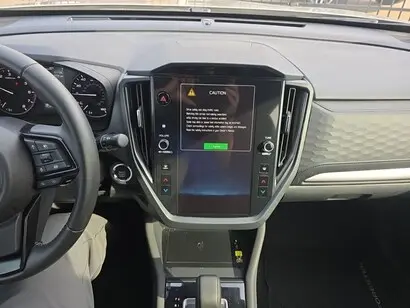 2025 Subaru Forester Premium photo 4