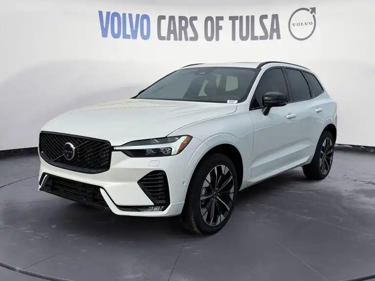 2026 Volvo XC60 B5 Plus Dark AWD's photo