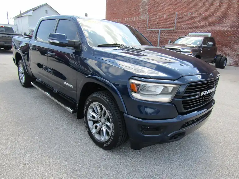 2020 RAM 1500 Laramie 4x4 Crew Cab 5'7's photo