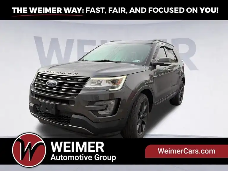 2017 Ford Explorer V6 XLT 4WD's photo