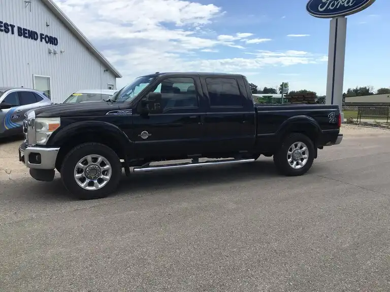 2013 Ford F-250 Lariat 4WD Crew Cab 156 in's photo