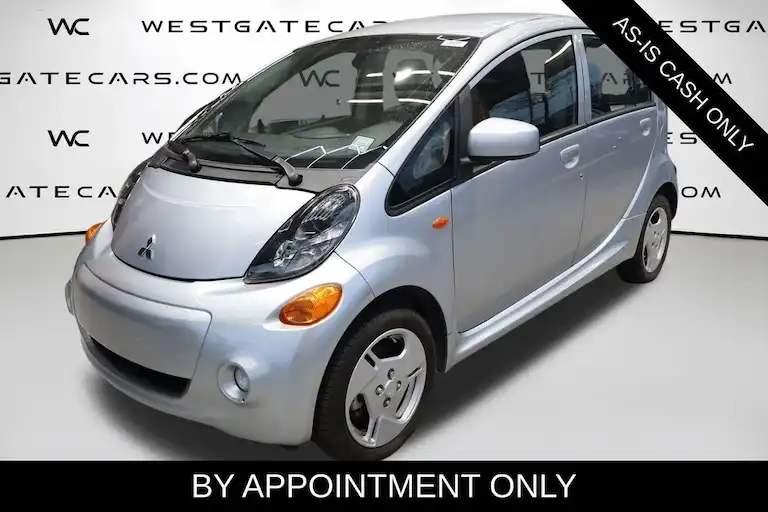 2012 Mitsubishi i-MiEV ES's photo