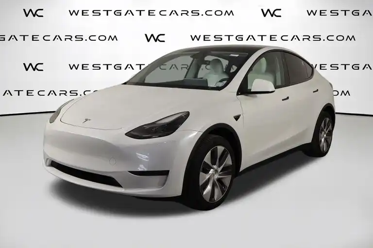 2024 Tesla Model Y Long Range Dual Motor All-Wheel Drive's photo
