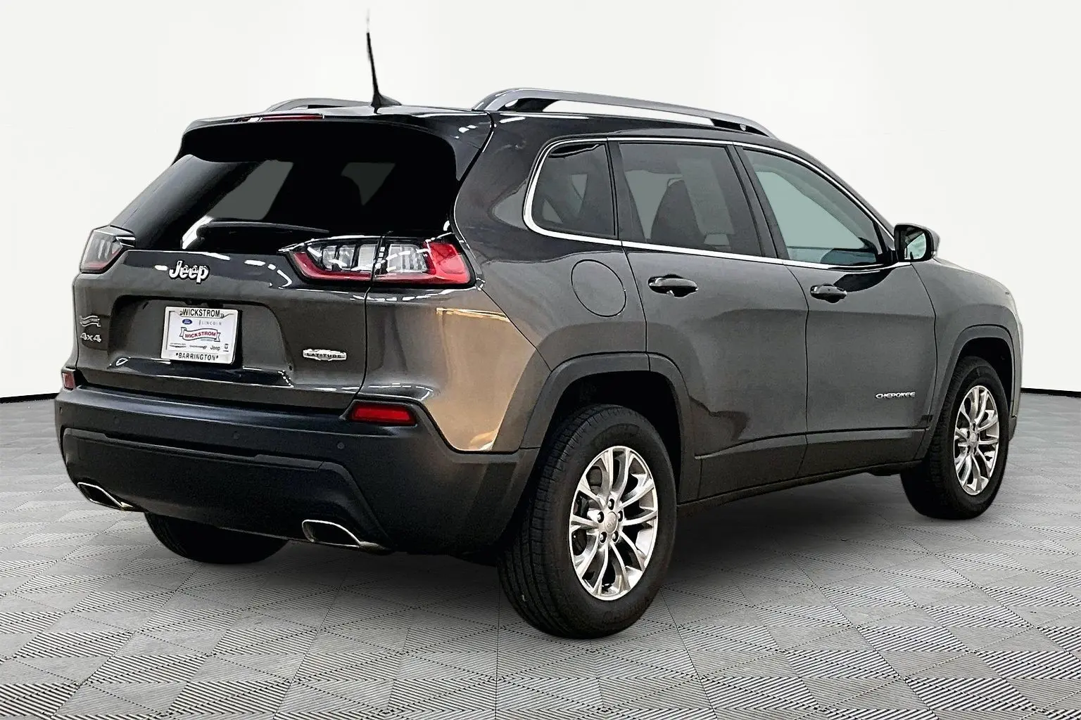 Vehicle Image 2