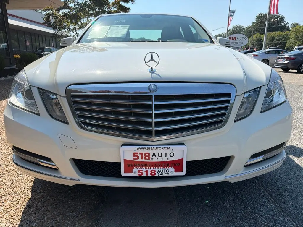 2012 Mercedes-Benz E-Class E350 Luxury 4MATIC photo 4