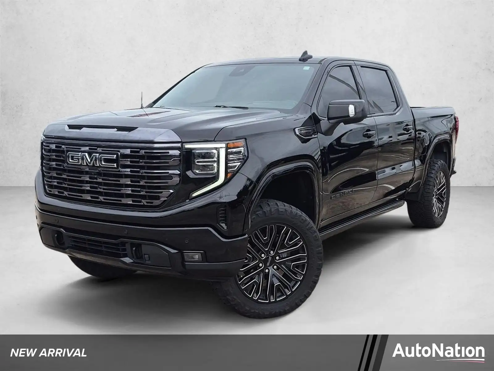 2022 GMC Sierra Denali Ultimate 4WD Crew Cab Short Box's photo