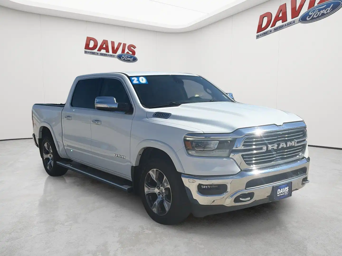 2020 RAM 1500 Laramie 4WD Crew Cab 5'7's photo