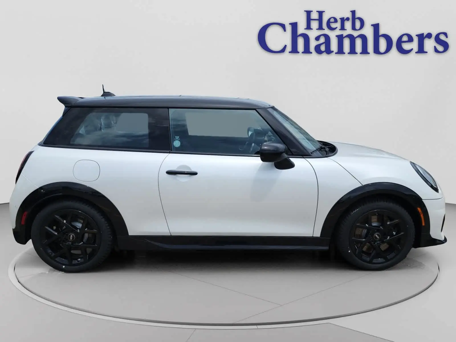 2026 MINI Hardtop Cooper S photo 5