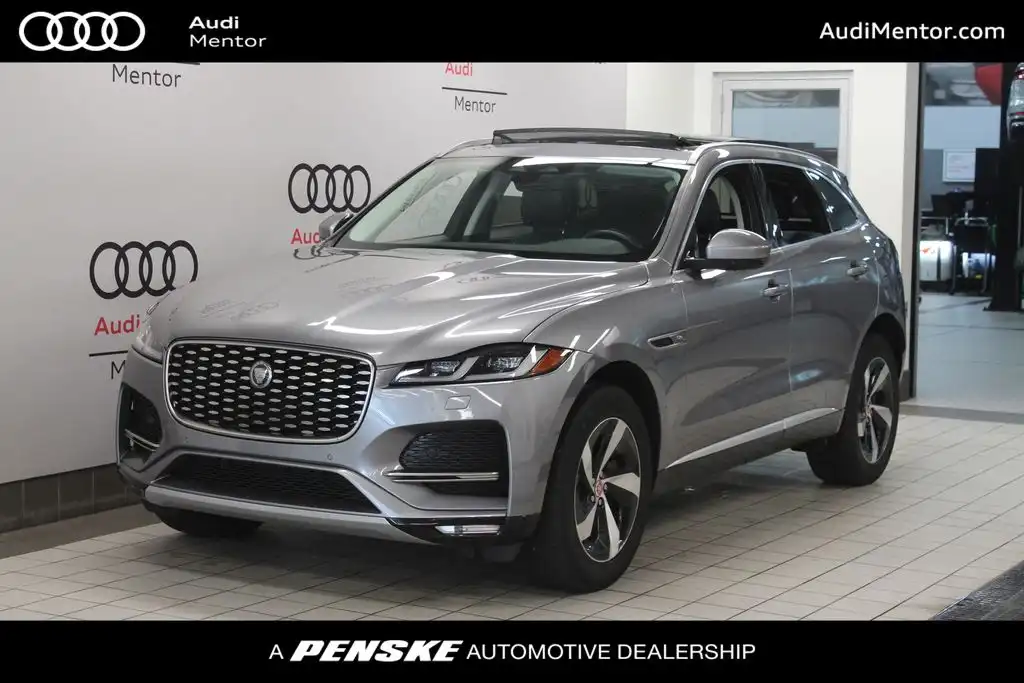 2023 Jaguar F-PACE P250 S's photo