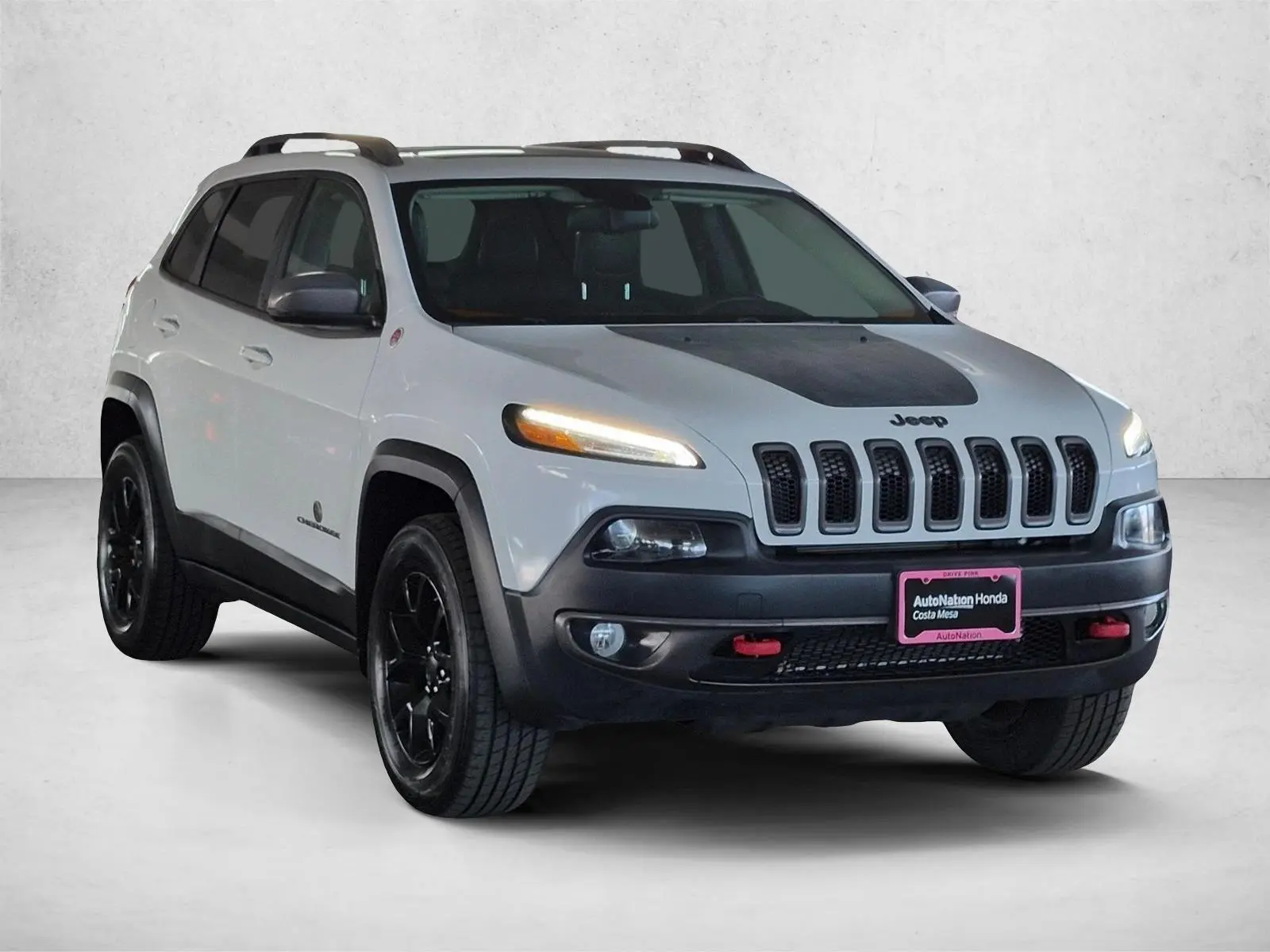 2017 Jeep Cherokee Trailhawk 4WD photo 3