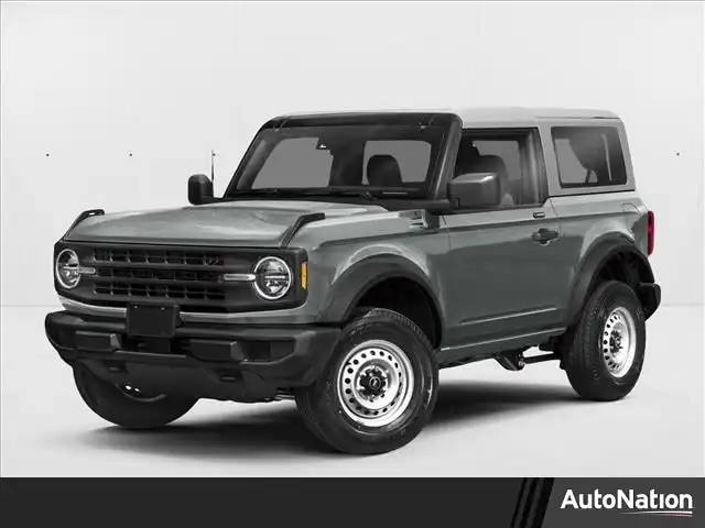 2023 Ford Bronco Base 4WD's photo