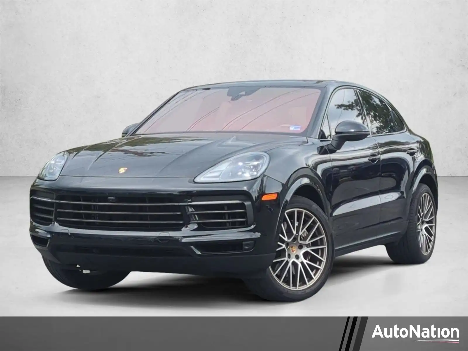 2023 Porsche Cayenne Platinum Edition's photo