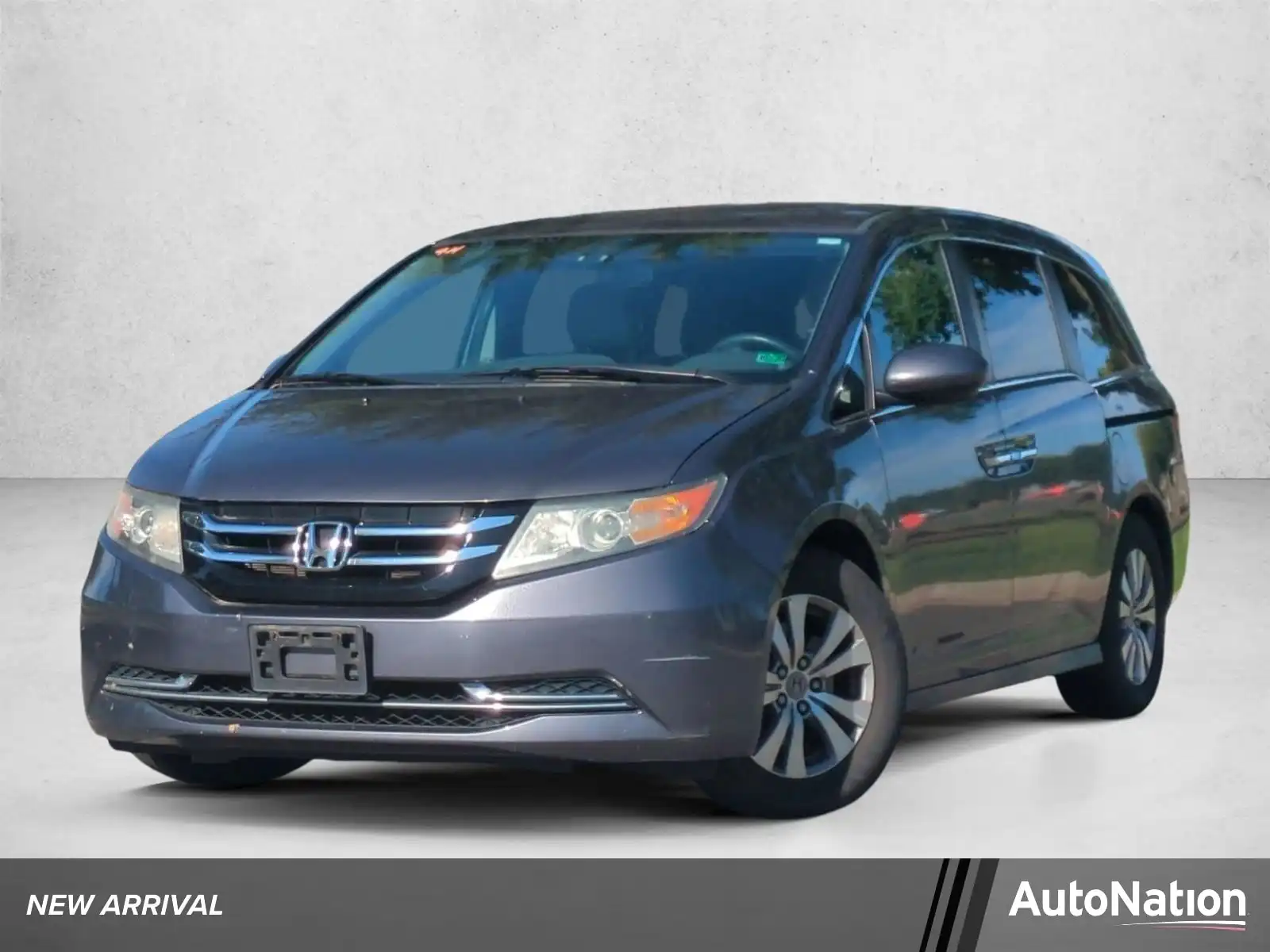 2016 Honda Odyssey SE's photo