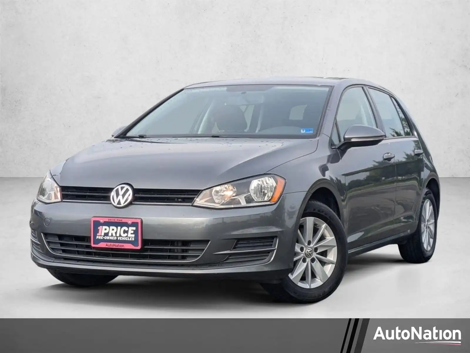 2017 Volkswagen Golf TSI S 4-Door Auto's photo