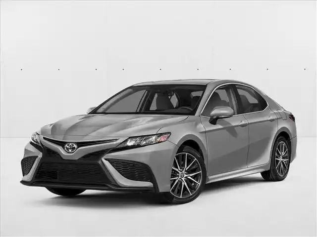 2024 Toyota Camry SE's photo
