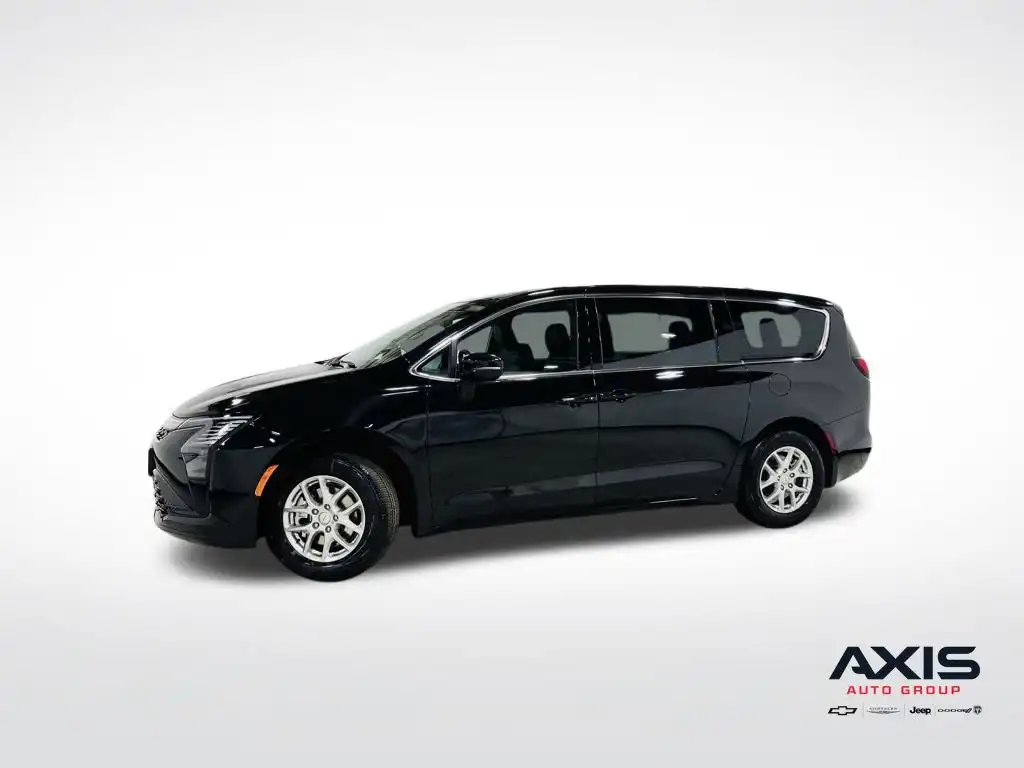 2027 Chrysler Pacifica Select's photo