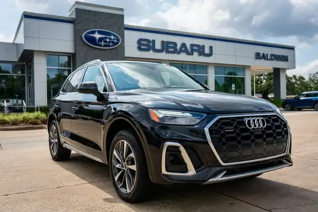 2024 Audi Q5 45 Premium Plus's photo