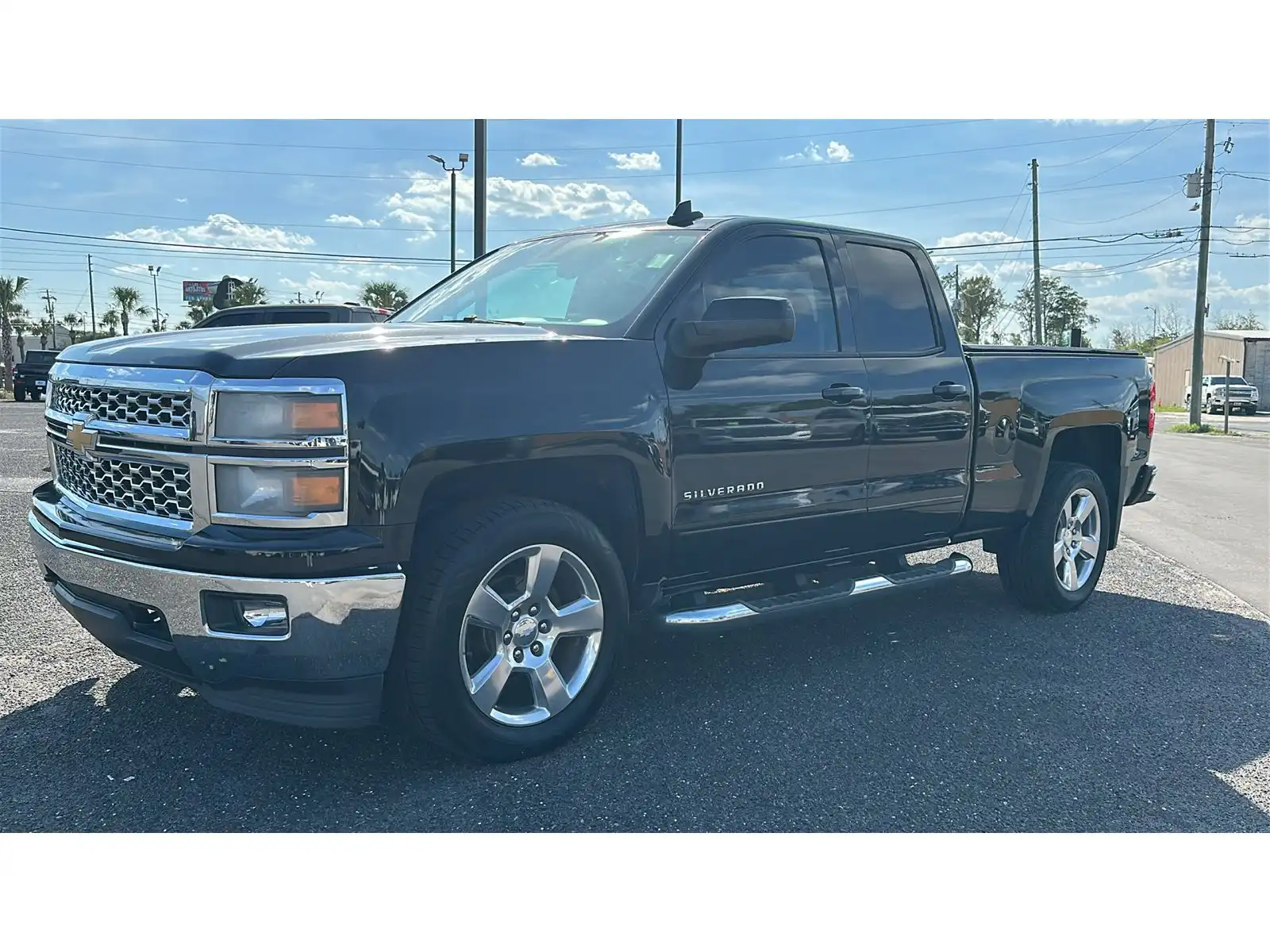 2015 Chevrolet Silverado 1500 LT 4WD Double Cab Standard Box's photo