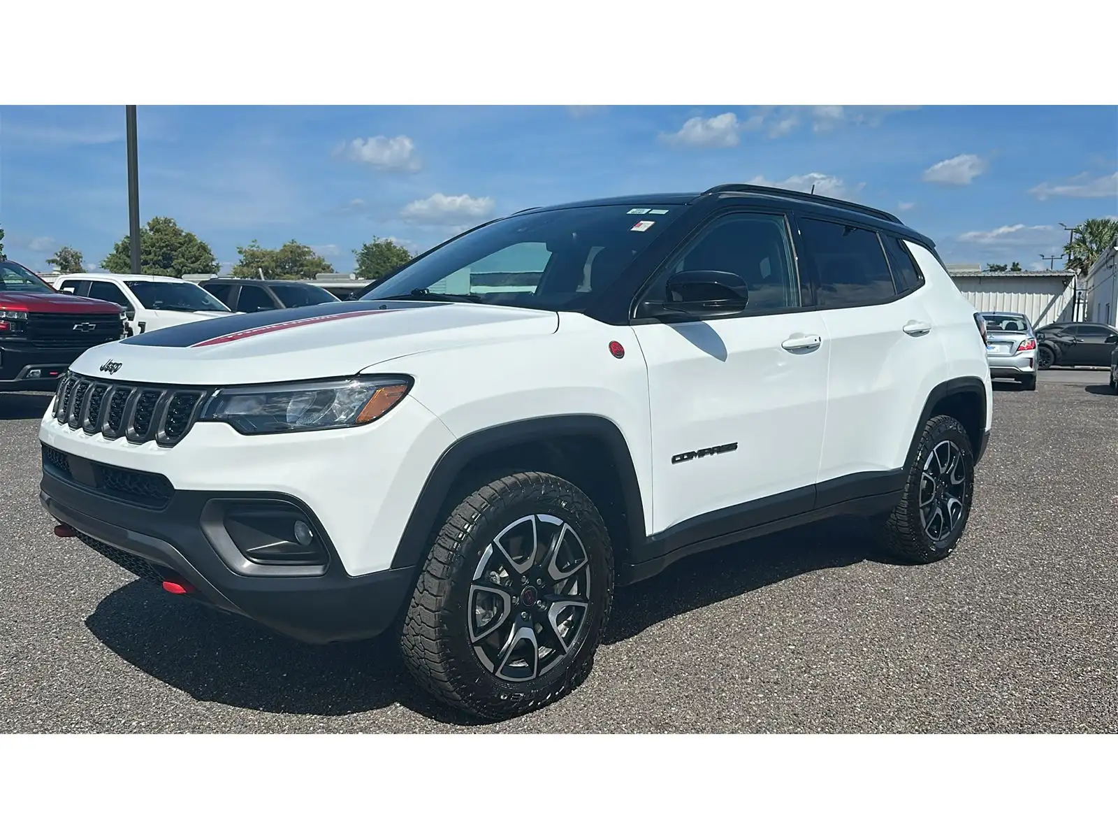 2025 Jeep Compass Trailhawk 4WD's photo