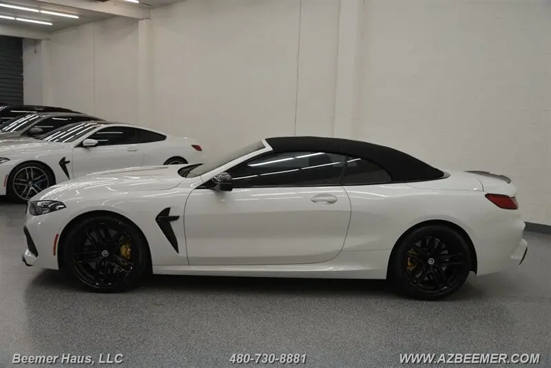 2023 BMW M8 Competition photo 4