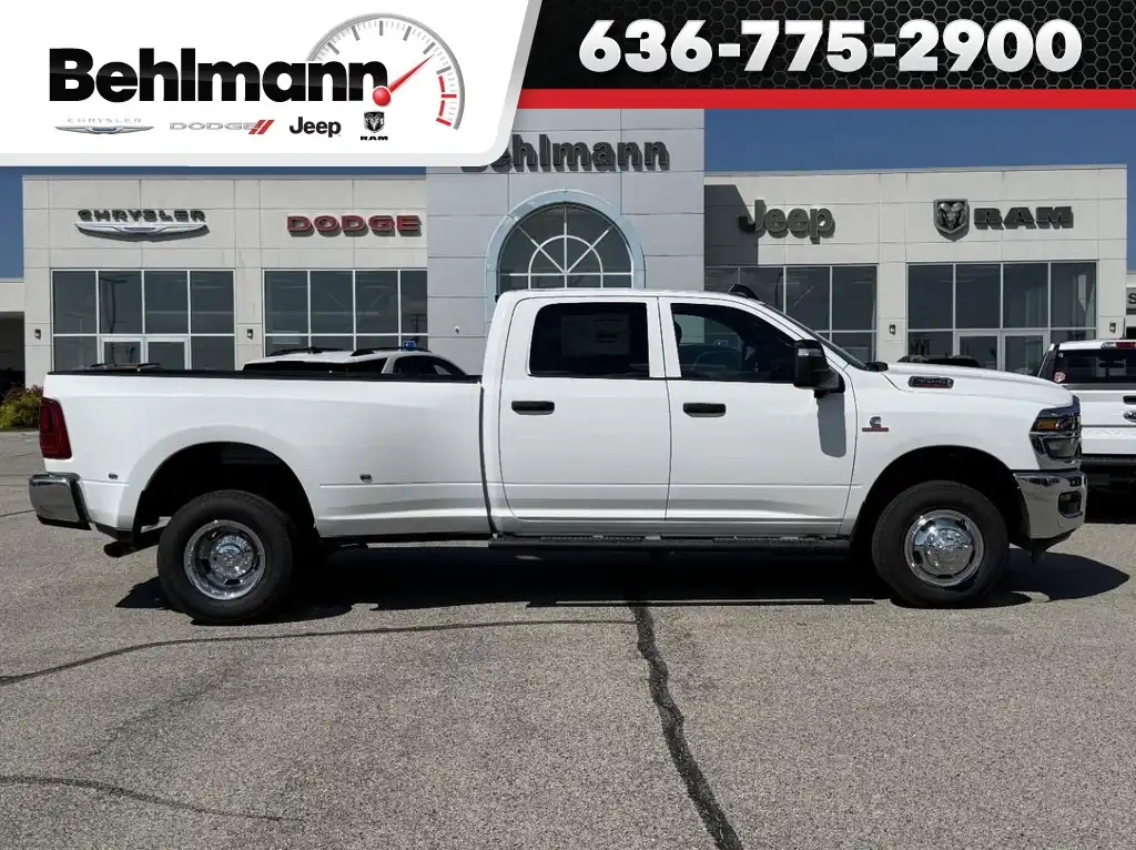 2027 RAM 3500 Tradesman 4WD Crew Cab LWB's photo