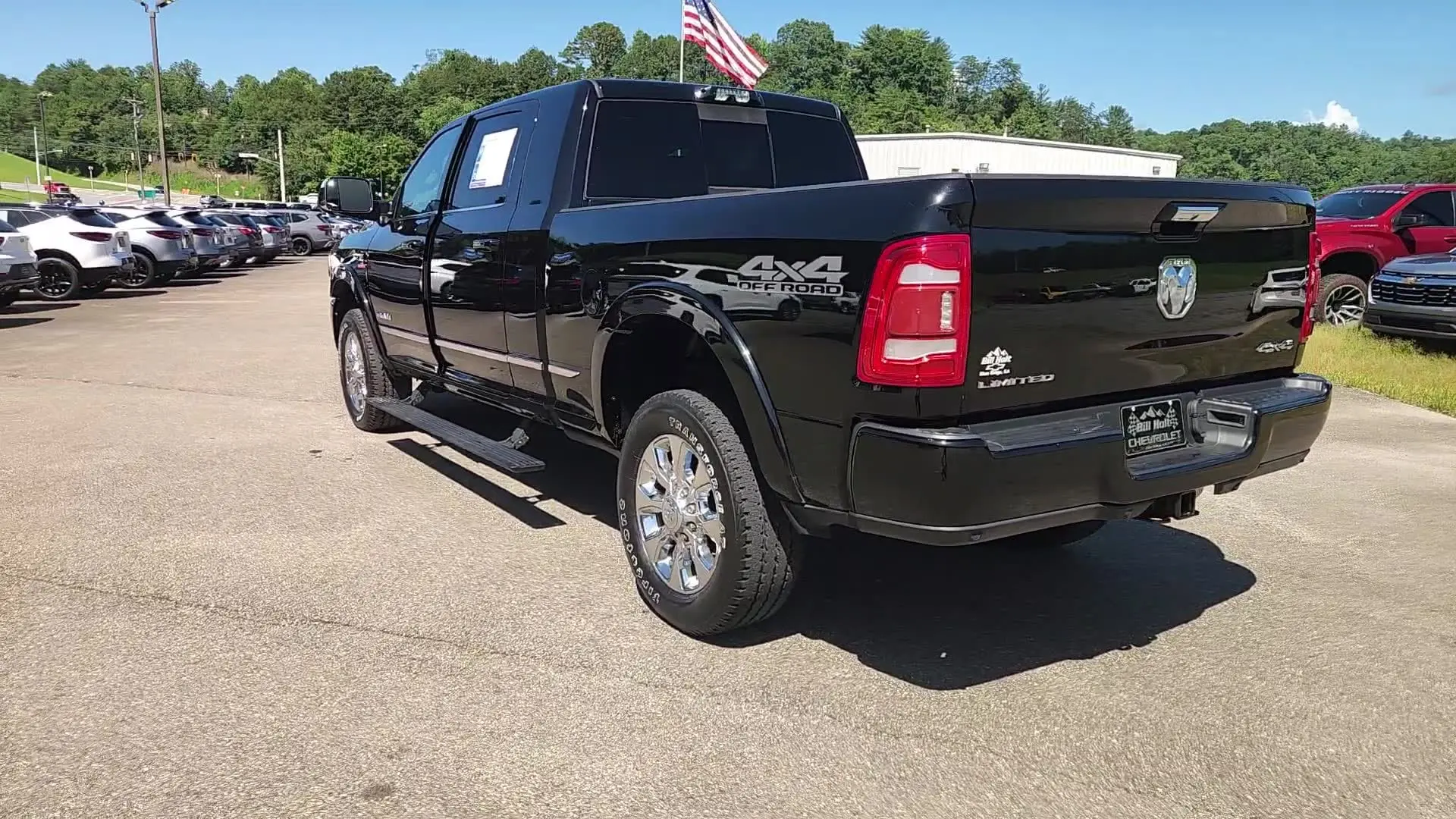 2021 RAM 2500 Laramie Limited 4WD Mega Cab photo 3