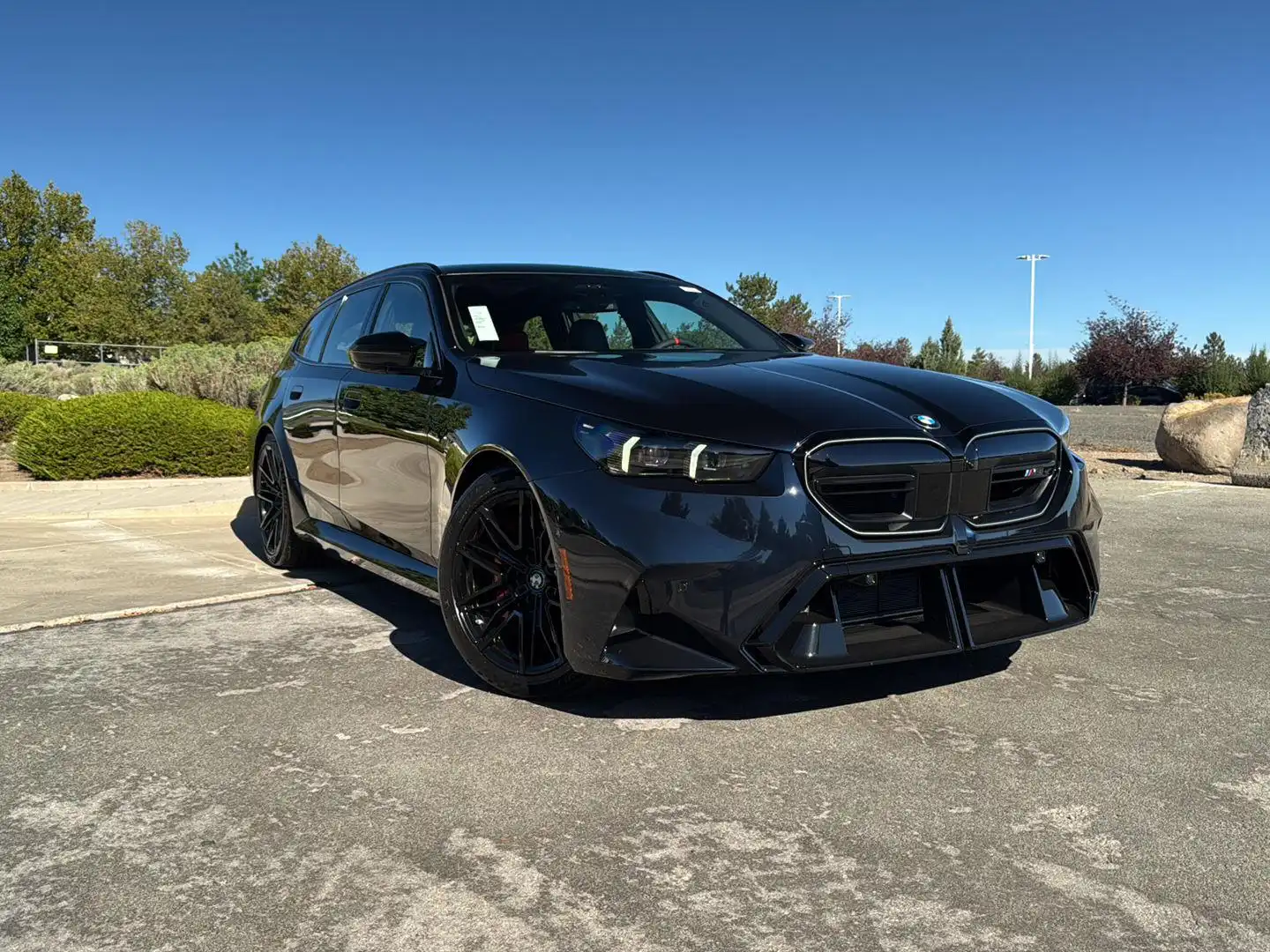 2027 BMW M5 M5 Touring's photo