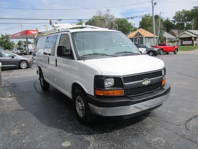 2015 Chevrolet Express Work Van HD 2500 photo 5