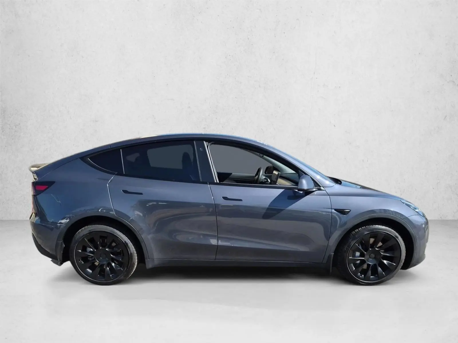 2022 Tesla Model Y Long Range Dual Motor AWD photo 4