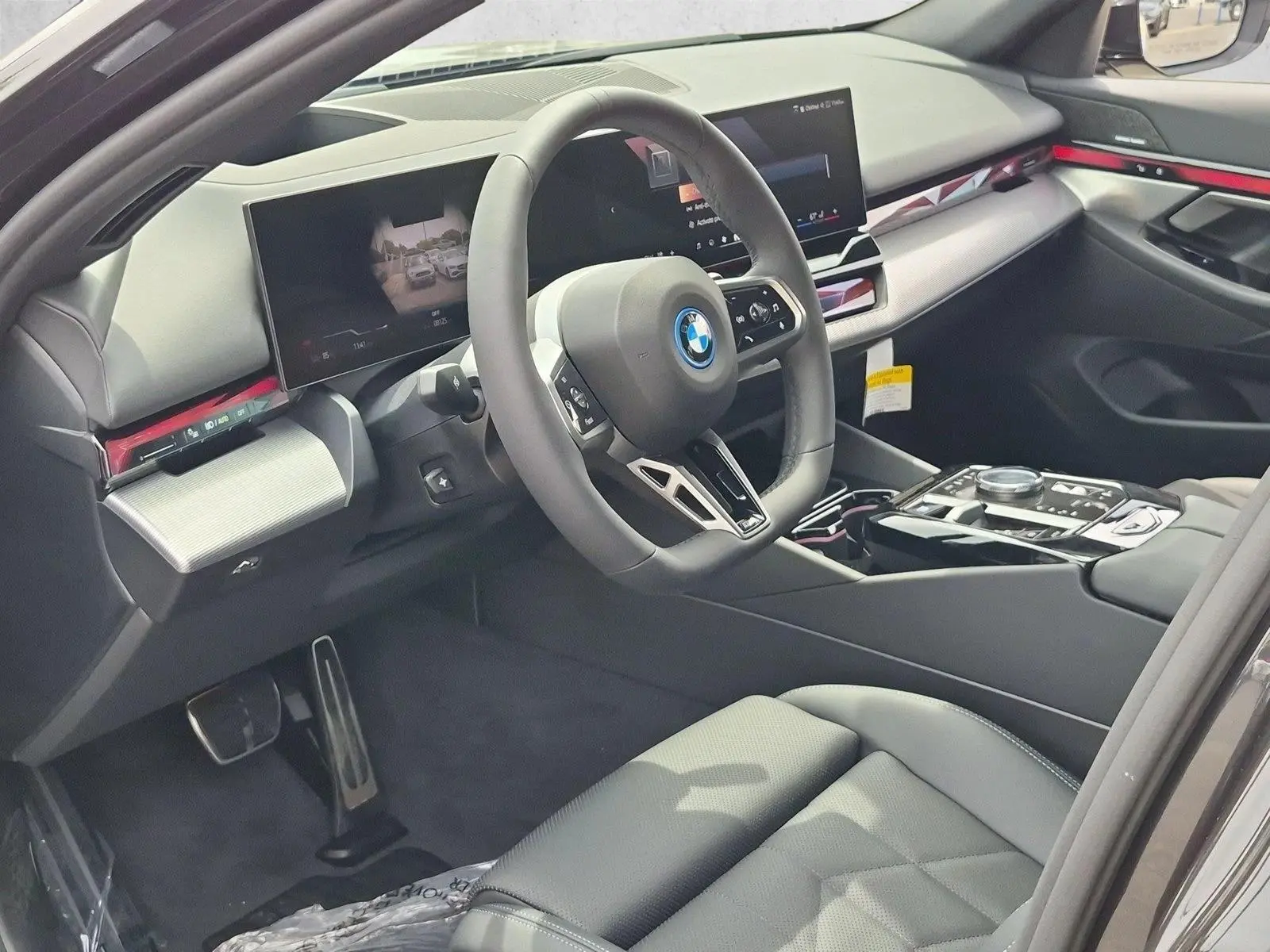 2027 BMW i5 eDrive40 Sedan photo 3