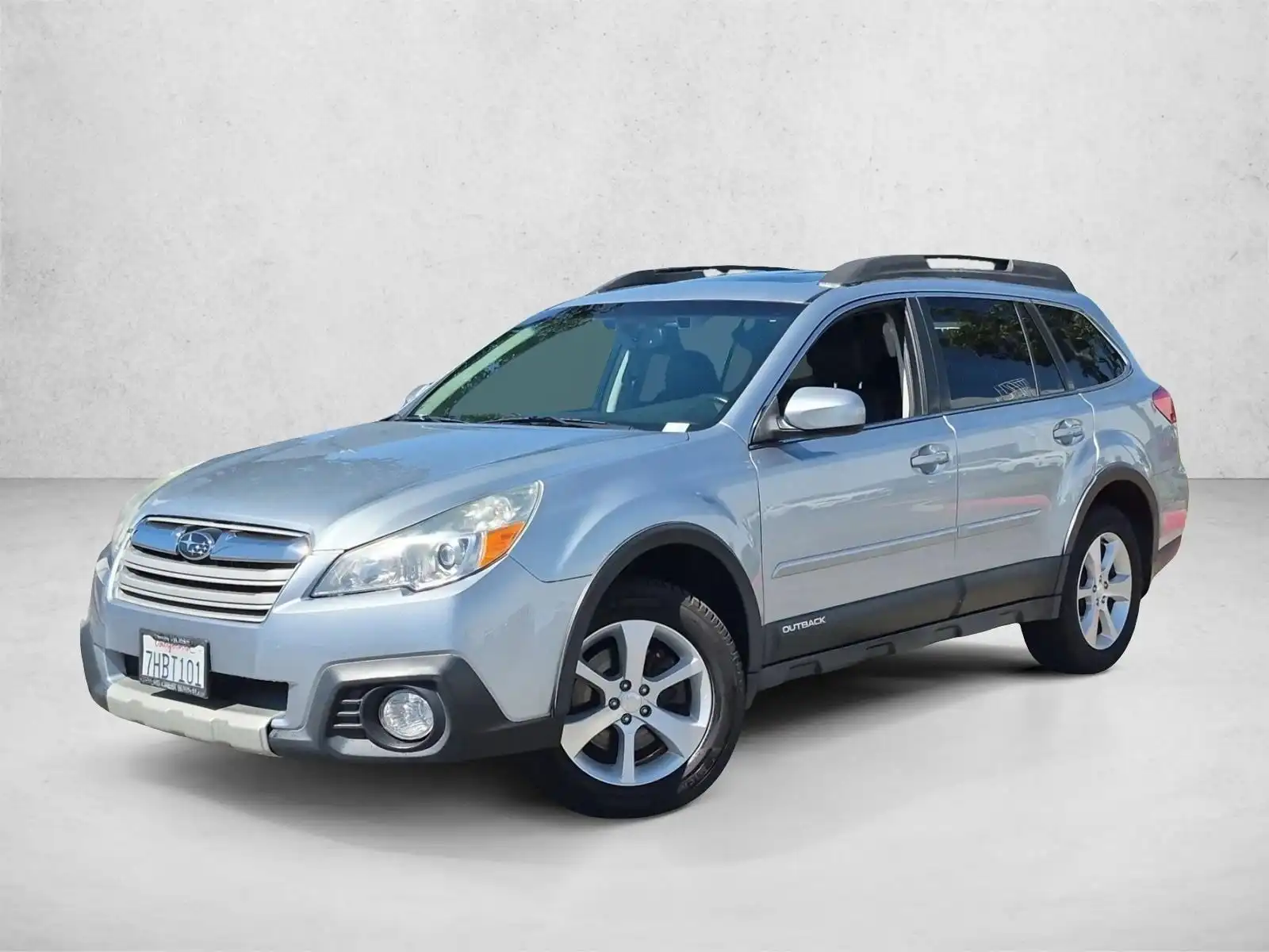 2014 Subaru Outback 3.6R Limited AT's photo