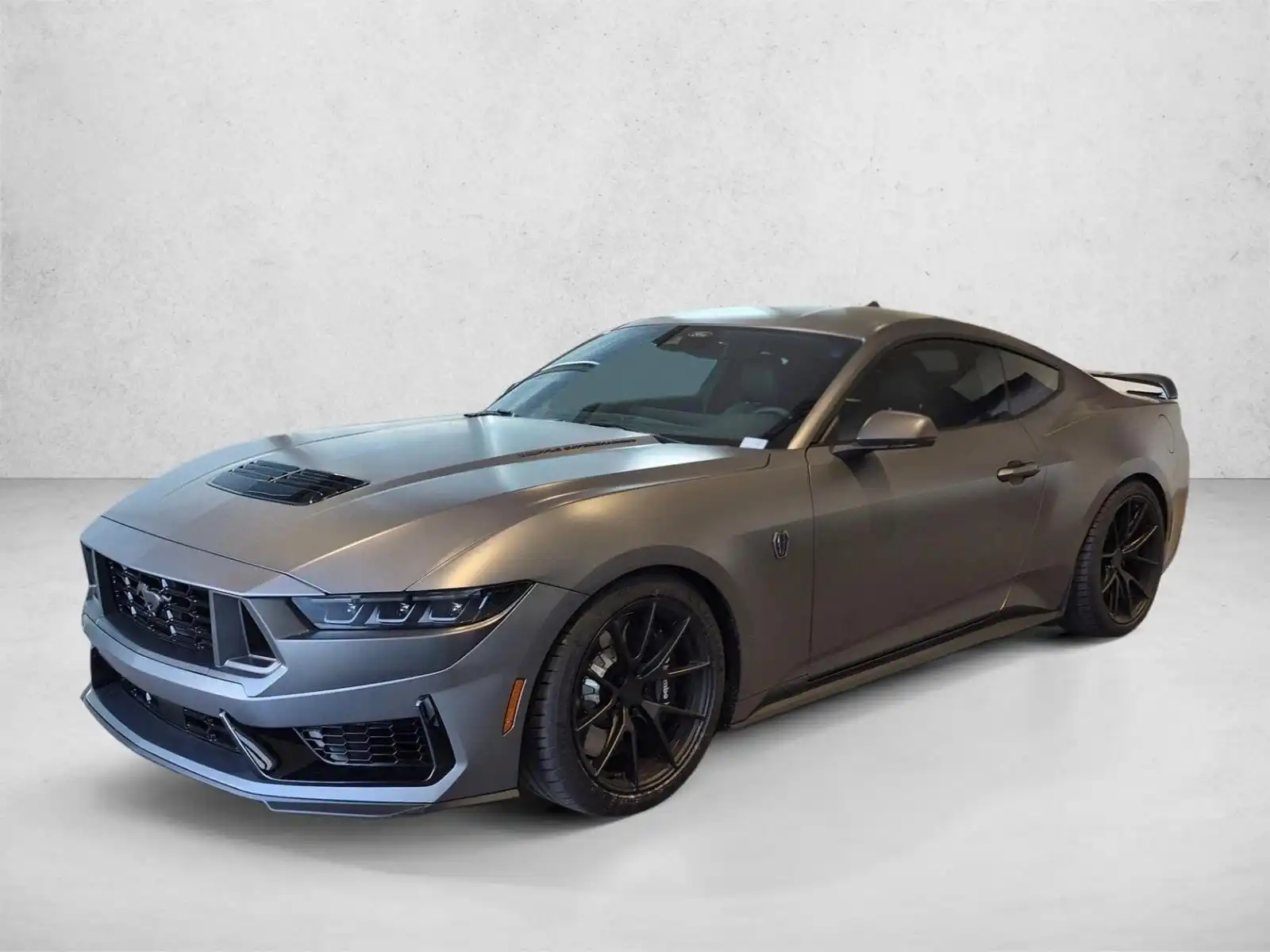 2025 Ford Mustang Dark Horse's photo